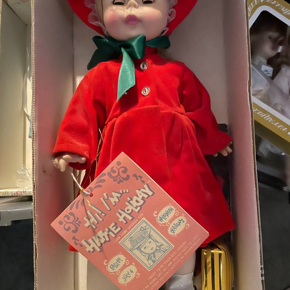 Effanbee Holiday Hattie Christmas 16" Doll Vintage Doll Collection